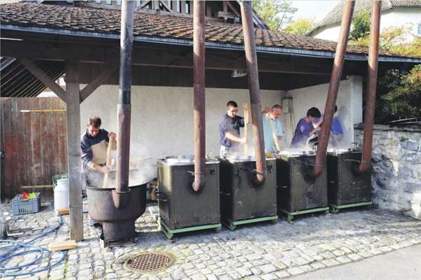 Suppentag in Sigriswil BE
