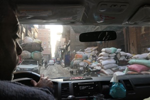 «Garbage City»: Hier leben um die 60'000 Menschen und sortieren den Müll, der in der Mega-Metropole Kairo anfällt.